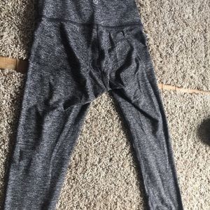 Lulu lemon yoga pants size2